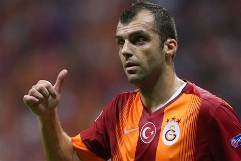 G­a­l­a­t­a­s­a­r­a­y­­d­a­n­ ­S­n­e­i­j­d­e­r­ ­v­e­ ­P­a­n­d­e­v­ ­a­ç­ı­k­l­a­m­a­s­ı­